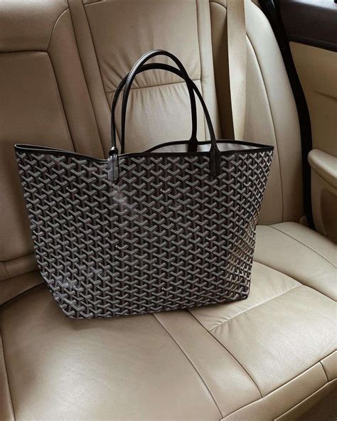 cost of goyard tote|goyard artois mm price 2022.